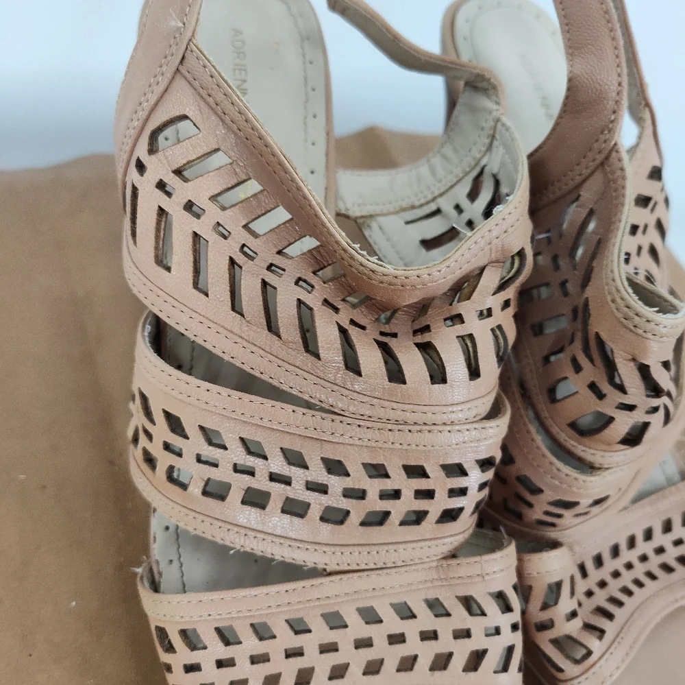Adrienne Vittadini Tan Cutout Heeled Sandals Size 9.5M
